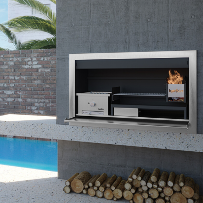Freestanding vs Built-In Fireplaces