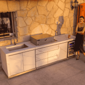 Rockbeam Icelandic white Hi-Top Kitchen