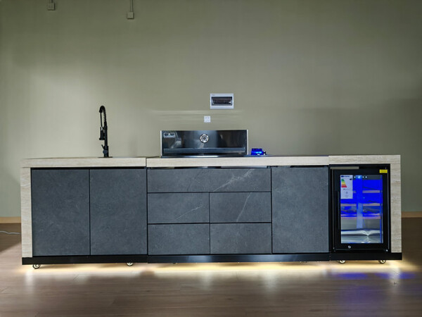 Rockbeam Travertino Romano Hi-Top Kitchen