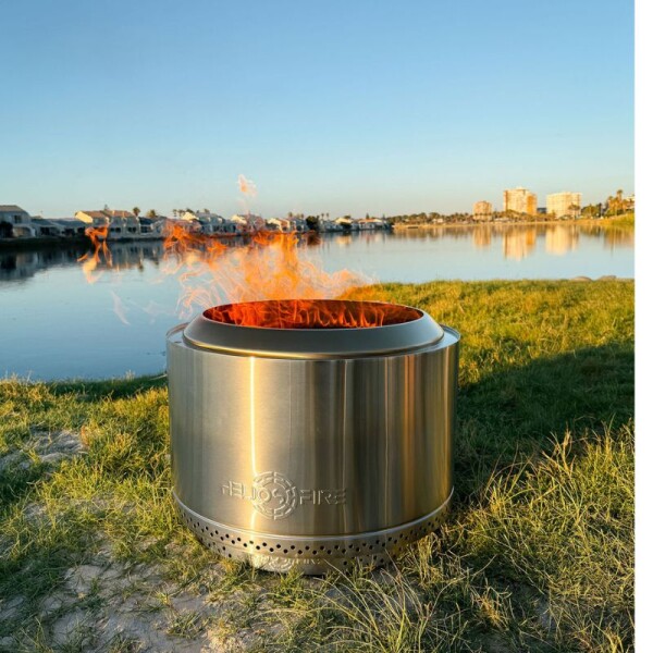 Apollo Smokeless Fire Pit (Includes FREE carry bag)