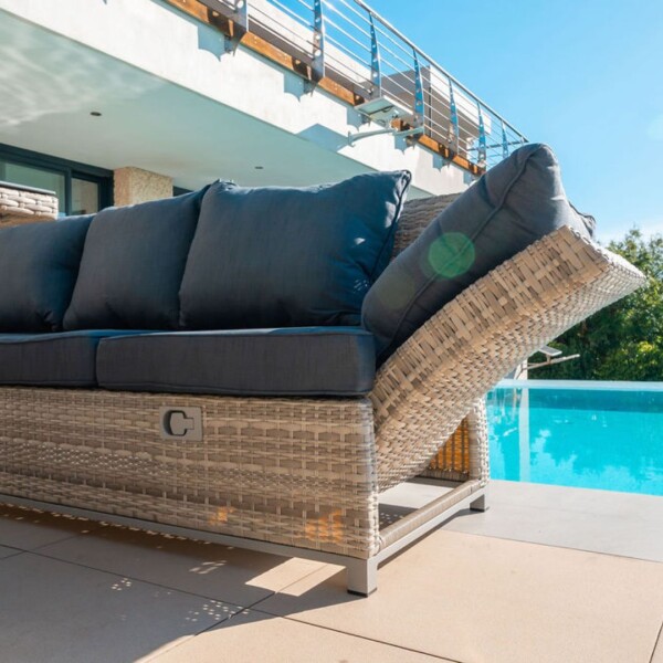 Versano Patio Lounge Set (Light)